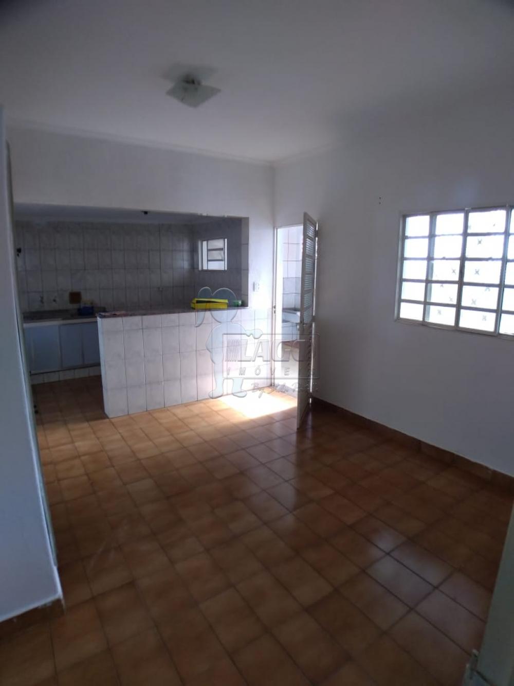 Alugar Casas / Padrão em Ribeirão Preto R$ 750,00 - Foto 6