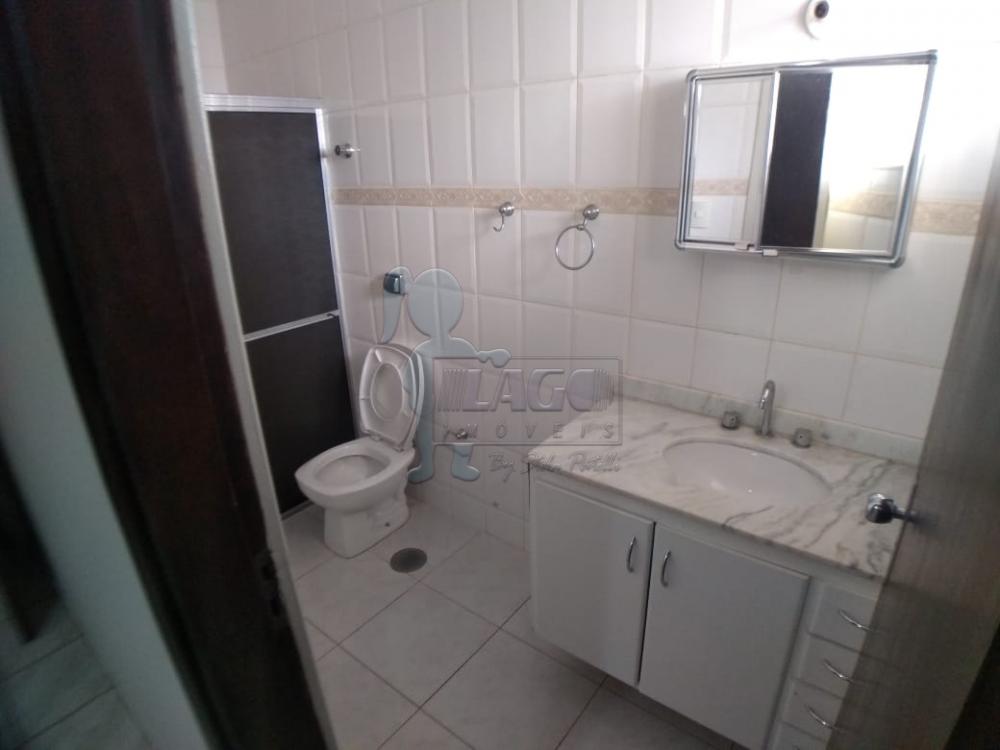 Alugar Apartamentos / Padrão em Ribeirão Preto R$ 1.200,00 - Foto 3