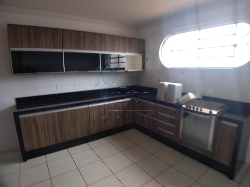 Alugar Apartamentos / Padrão em Ribeirão Preto R$ 1.200,00 - Foto 13