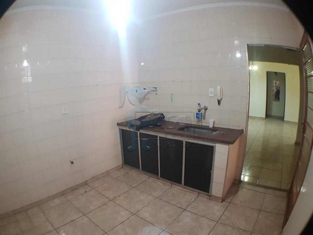 Alugar Casas / Padrão em Ribeirão Preto R$ 1.100,00 - Foto 11