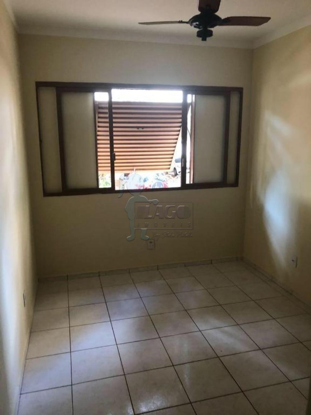 Alugar Apartamentos / Padrão em Ribeirão Preto R$ 1.000,00 - Foto 4