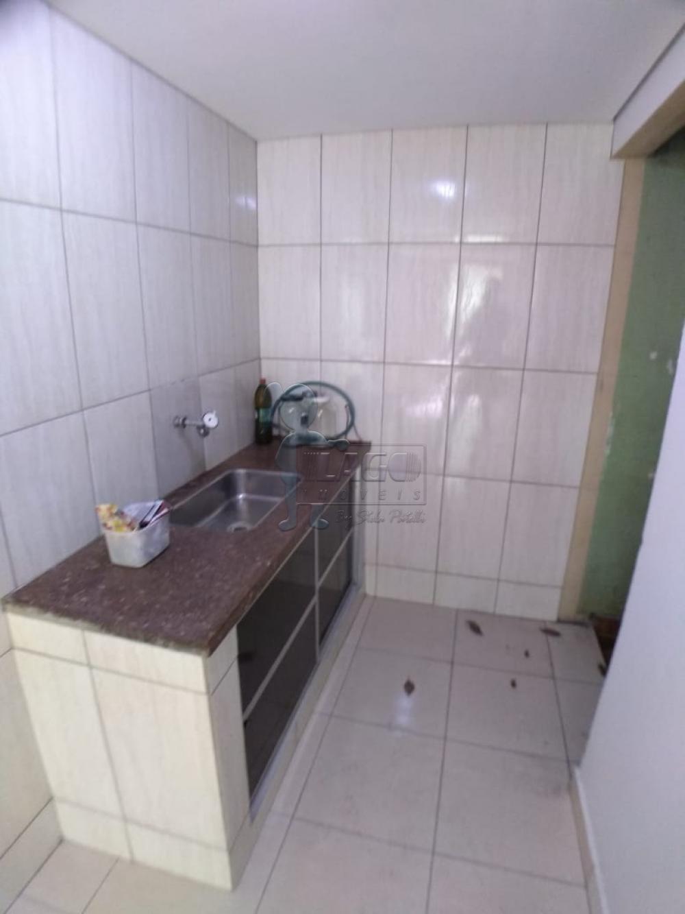 Alugar Casas / Padrão em Ribeirão Preto R$ 1.000,00 - Foto 15