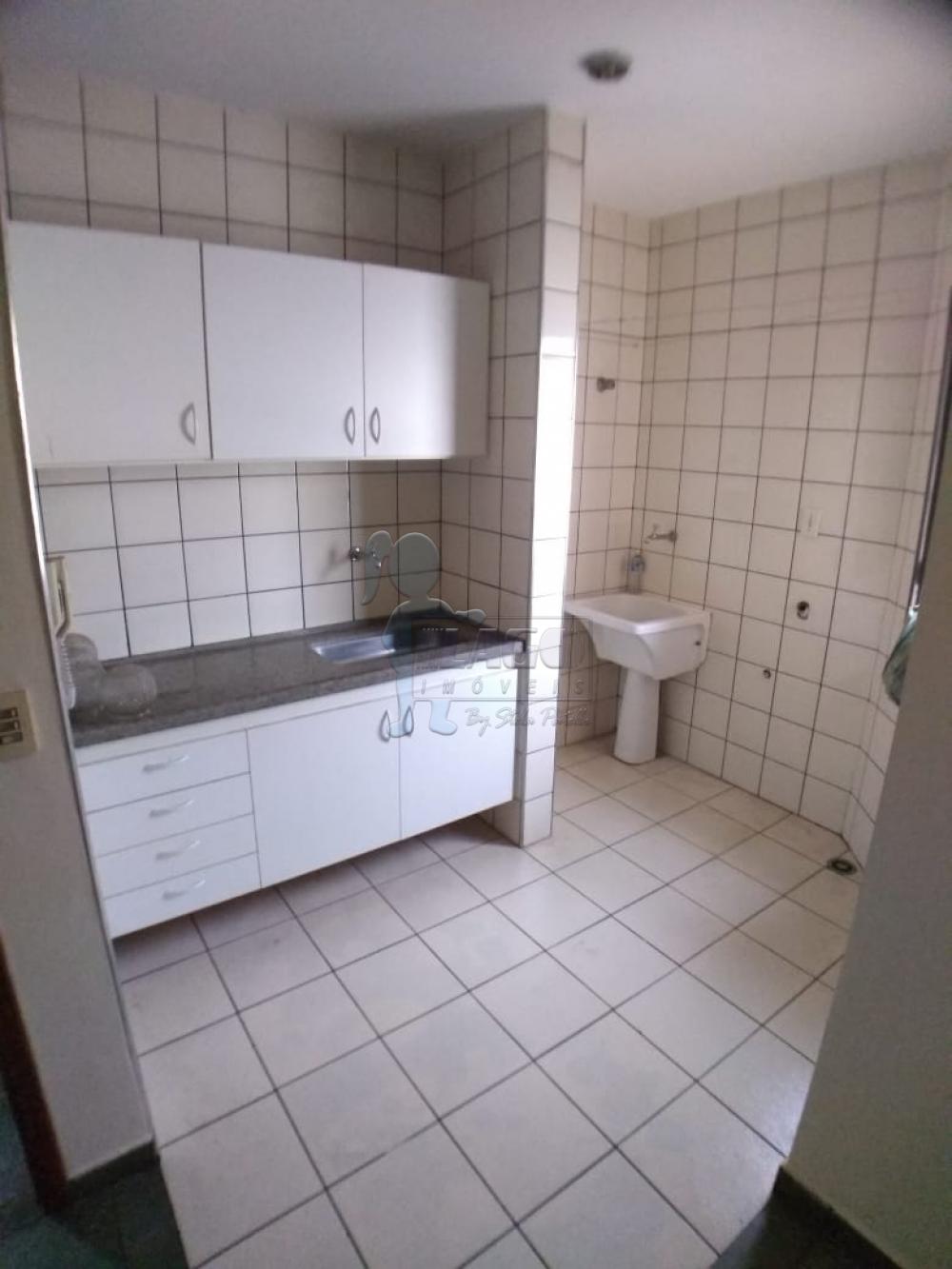 Alugar Apartamentos / Padrão em Ribeirão Preto R$ 650,00 - Foto 4