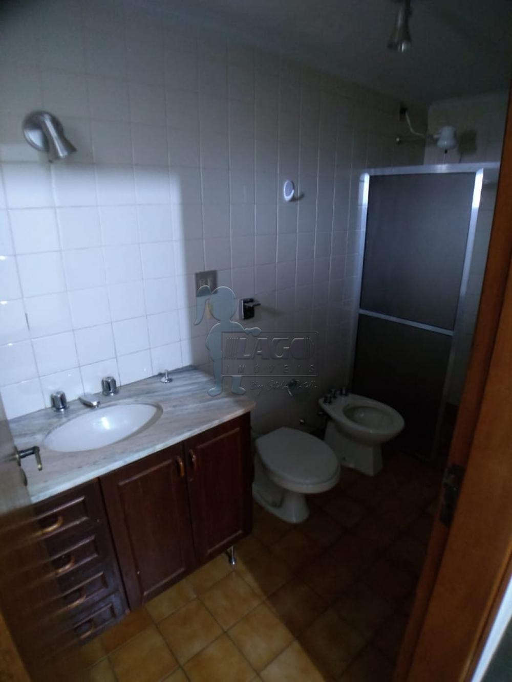 Alugar Apartamentos / Padrão em Ribeirão Preto R$ 1.200,00 - Foto 16