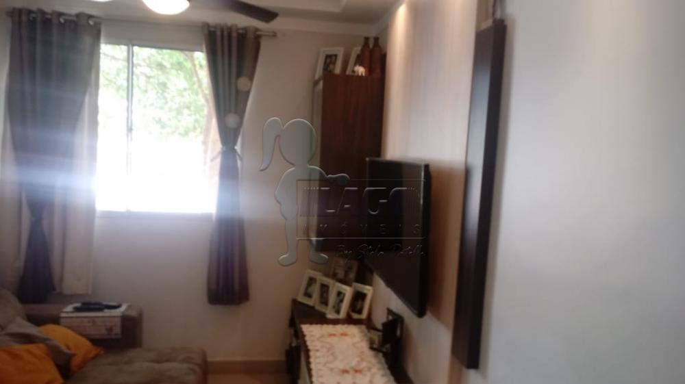 Comprar Apartamentos / Padrão em Ribeirão Preto R$ 205.000,00 - Foto 2