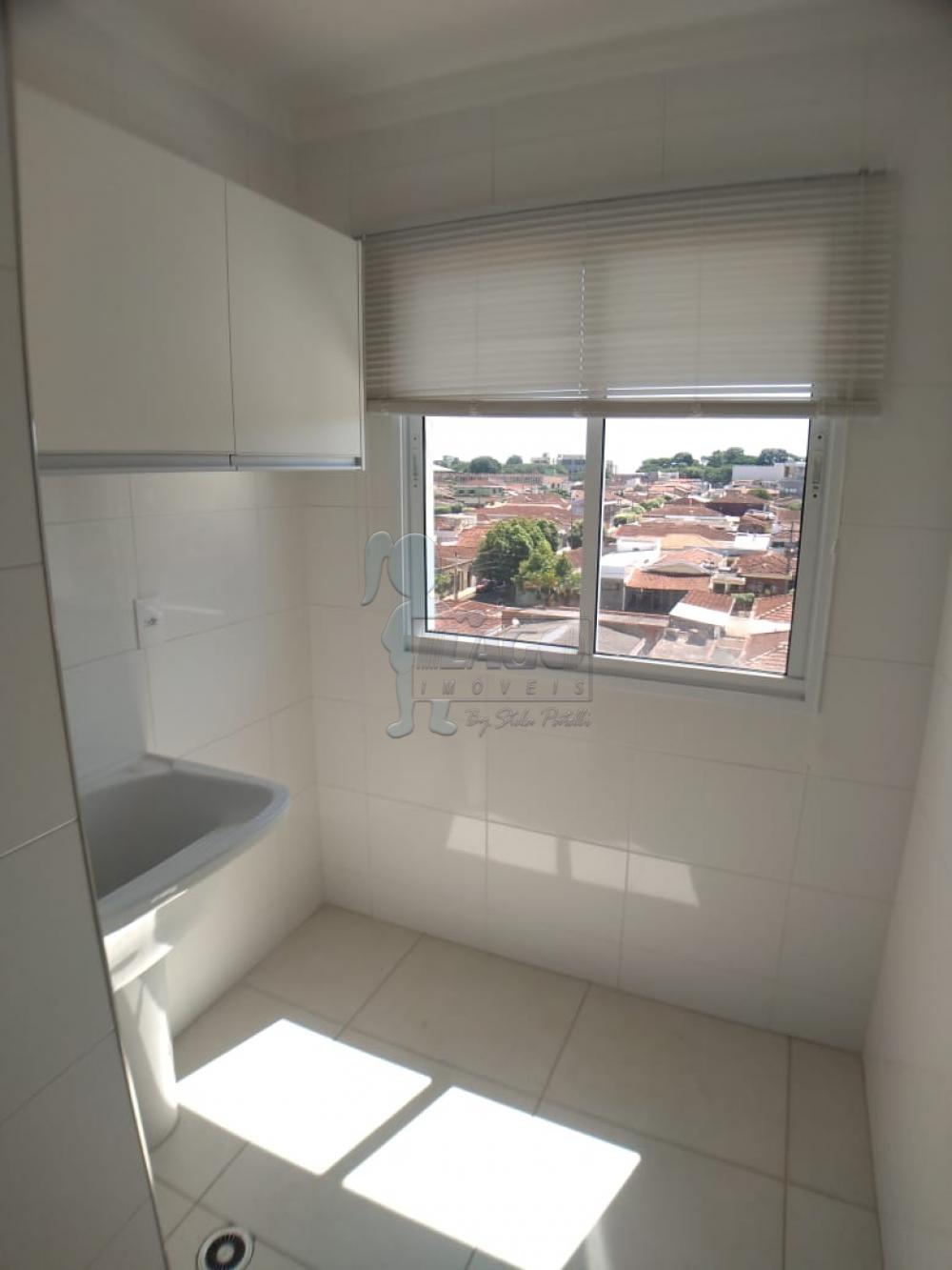 Alugar Apartamentos / Padrão em Ribeirão Preto R$ 1.300,00 - Foto 14