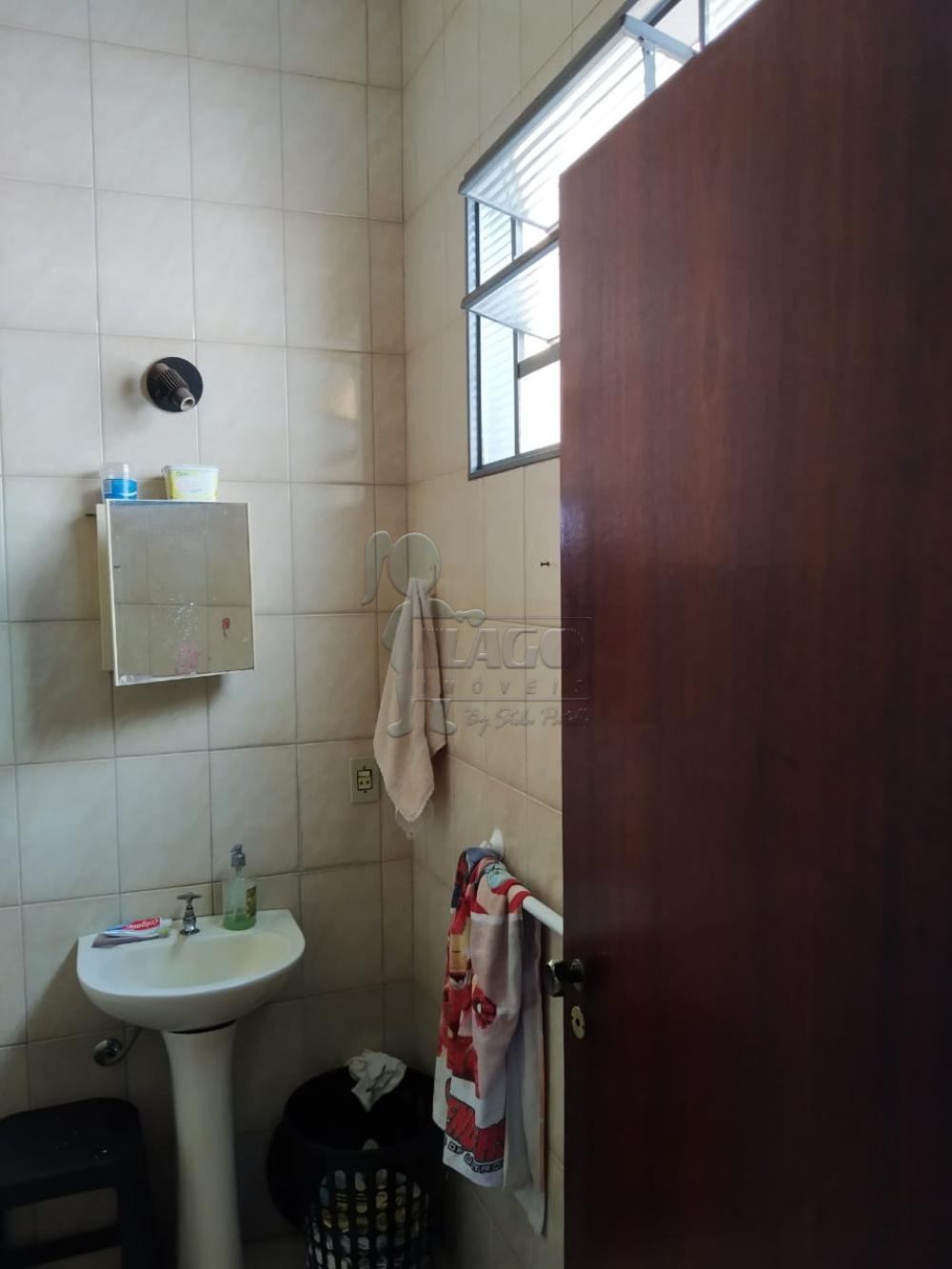 Comprar Casas / Padrão em Ribeirão Preto R$ 390.000,00 - Foto 4