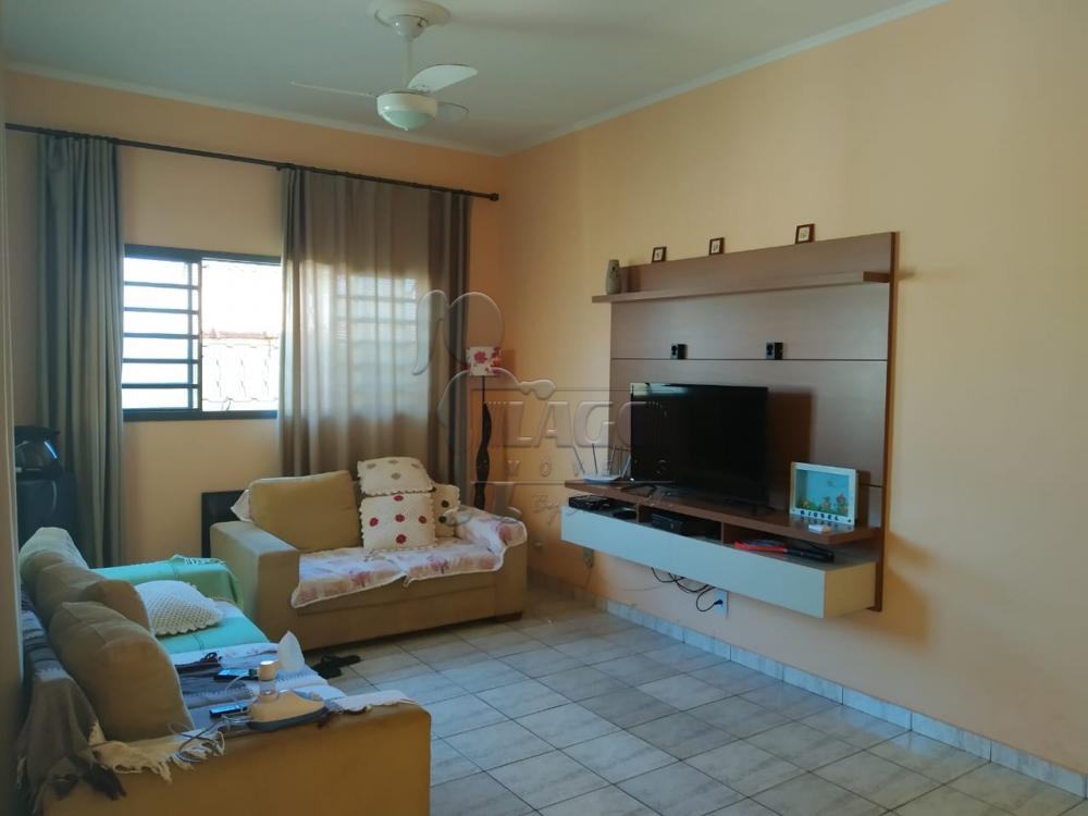 Comprar Casas / Padrão em Ribeirão Preto R$ 390.000,00 - Foto 1