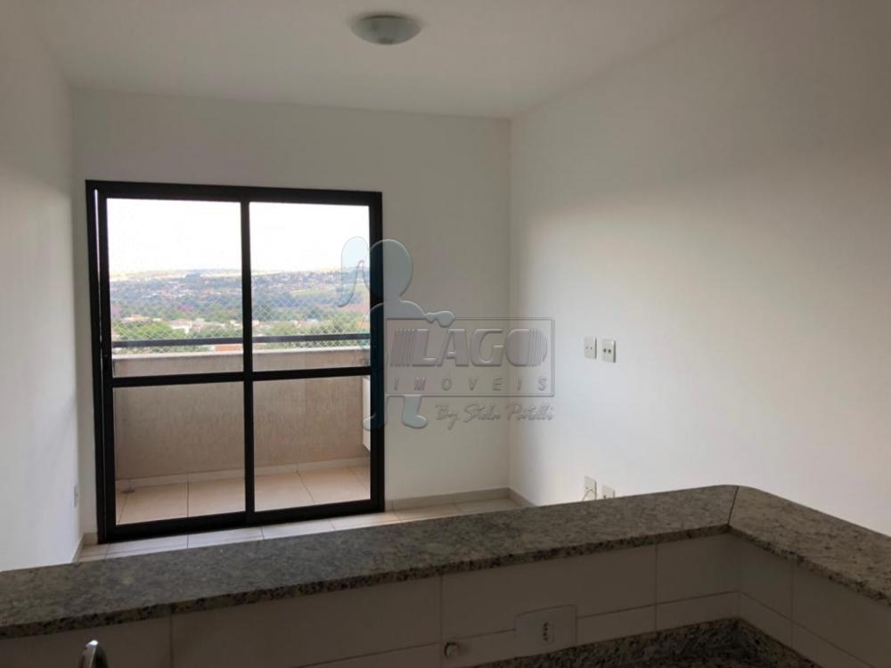 Alugar Apartamentos / Padrão em Ribeirão Preto R$ 900,00 - Foto 3