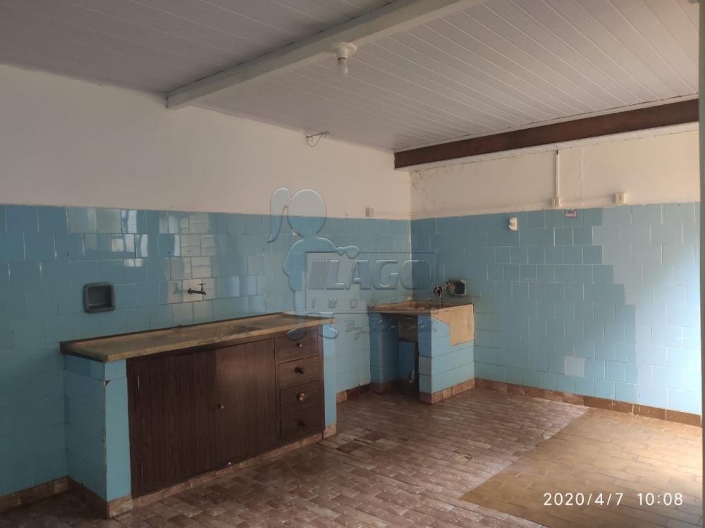 Alugar Casas / Padrão em Ribeirão Preto R$ 850,00 - Foto 5