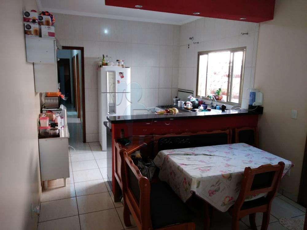 Alugar Casas / Padrão em Ribeirão Preto R$ 1.350,00 - Foto 4