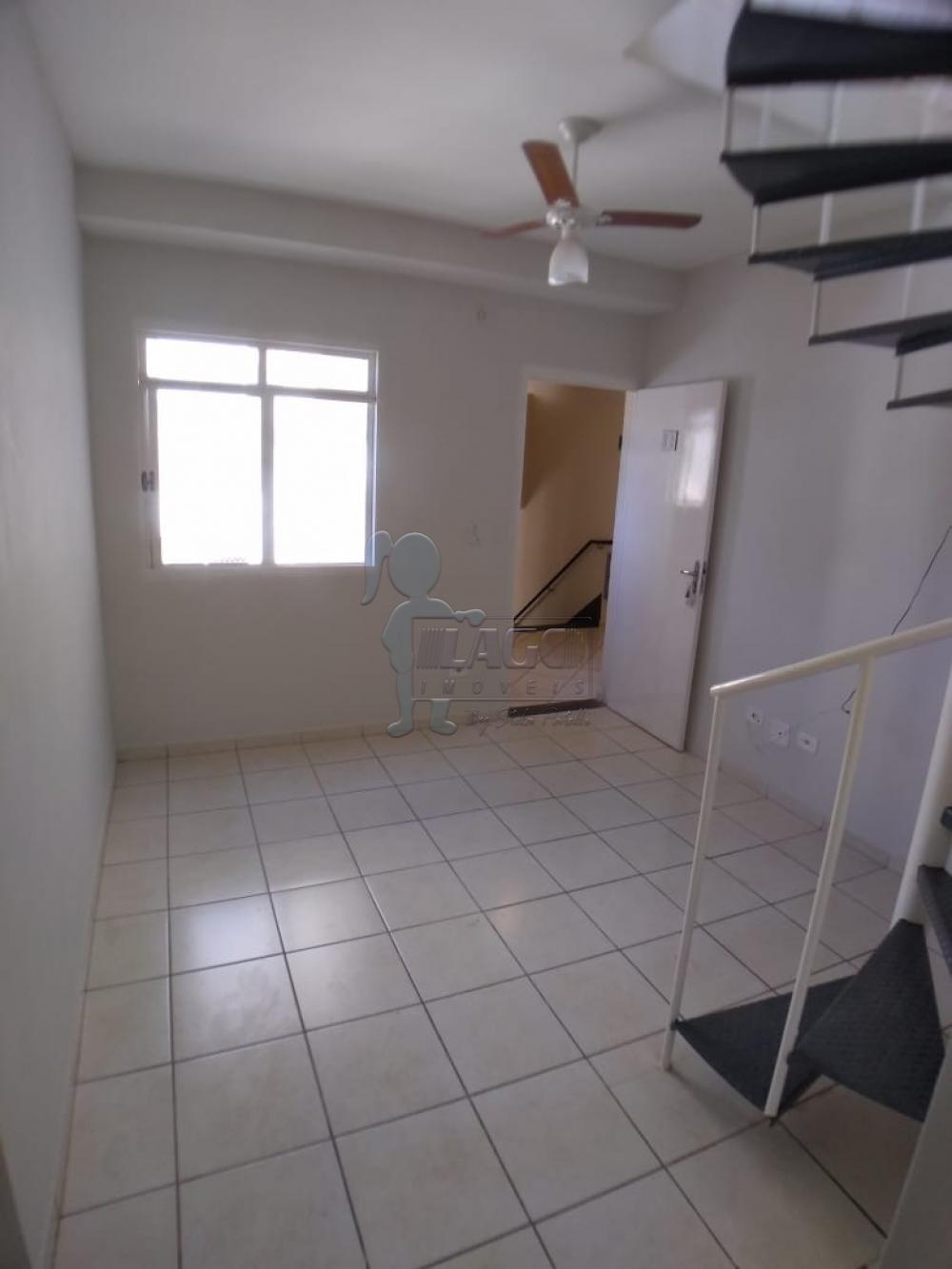 Alugar Apartamentos / Padrão em Ribeirão Preto R$ 750,00 - Foto 1