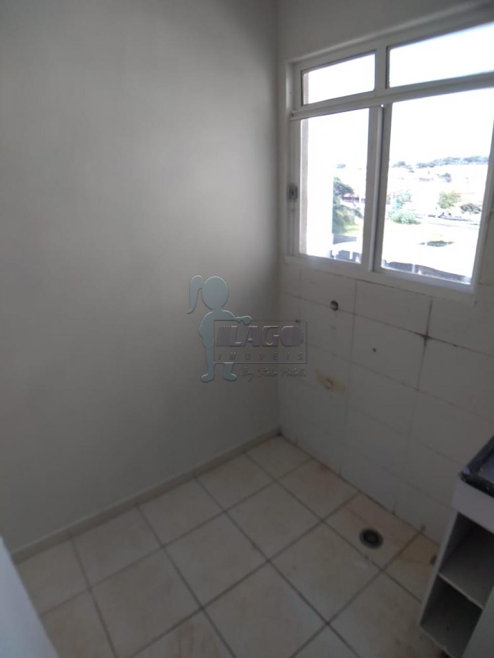 Alugar Apartamentos / Padrão em Ribeirão Preto R$ 750,00 - Foto 13