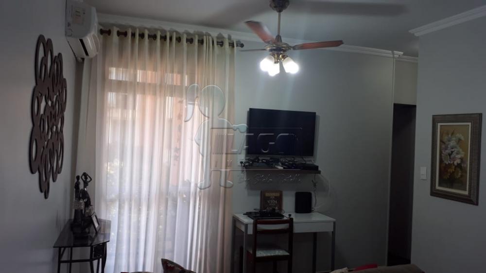 Comprar Apartamentos / Padrão em Ribeirão Preto R$ 210.000,00 - Foto 1