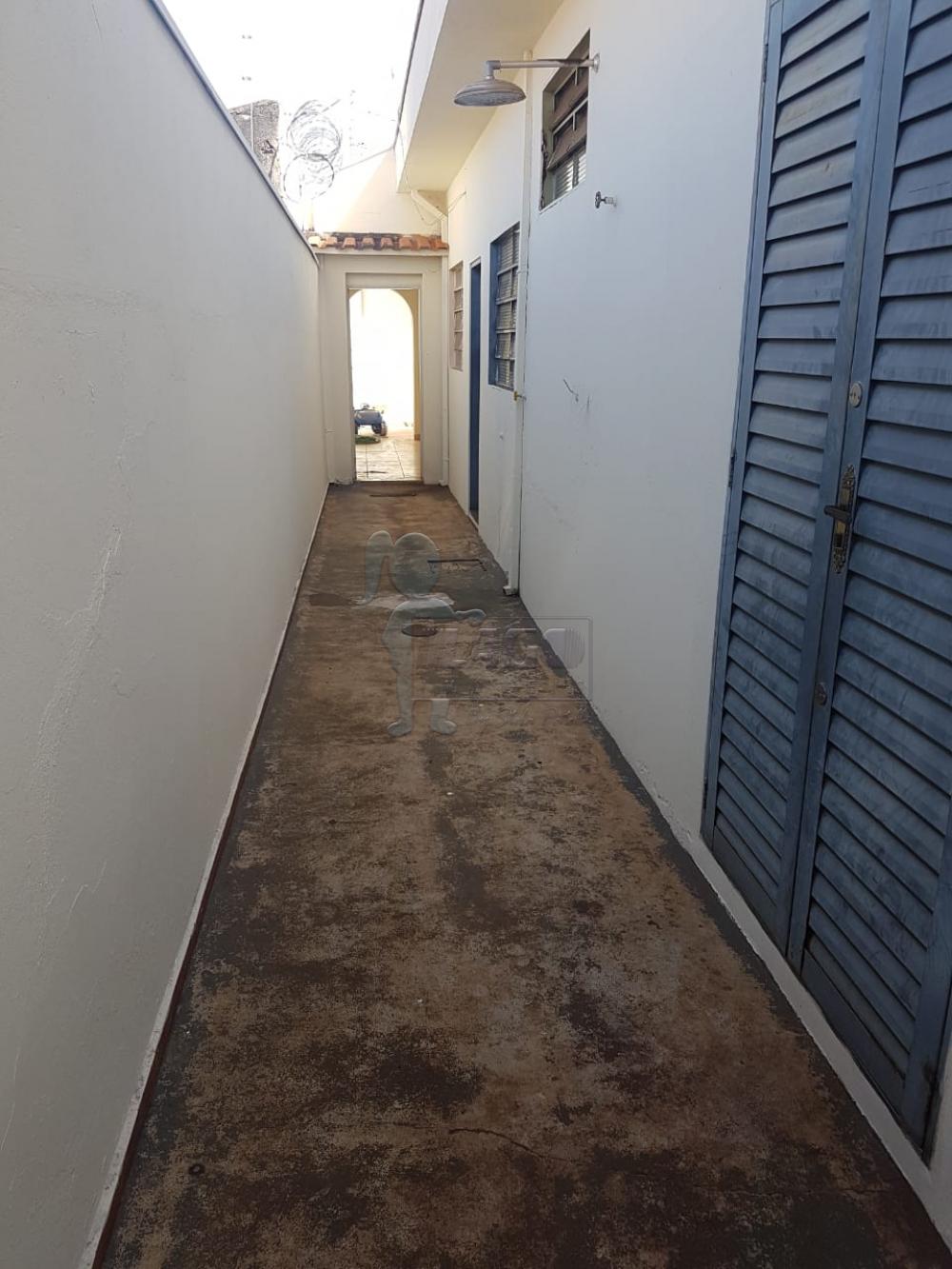 Alugar Casas / Padrão em Ribeirão Preto R$ 1.900,00 - Foto 9