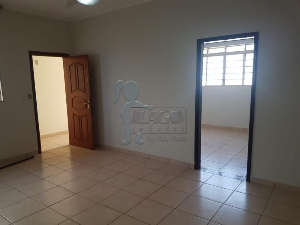 Alugar Casas / Padrão em Ribeirão Preto R$ 1.900,00 - Foto 18