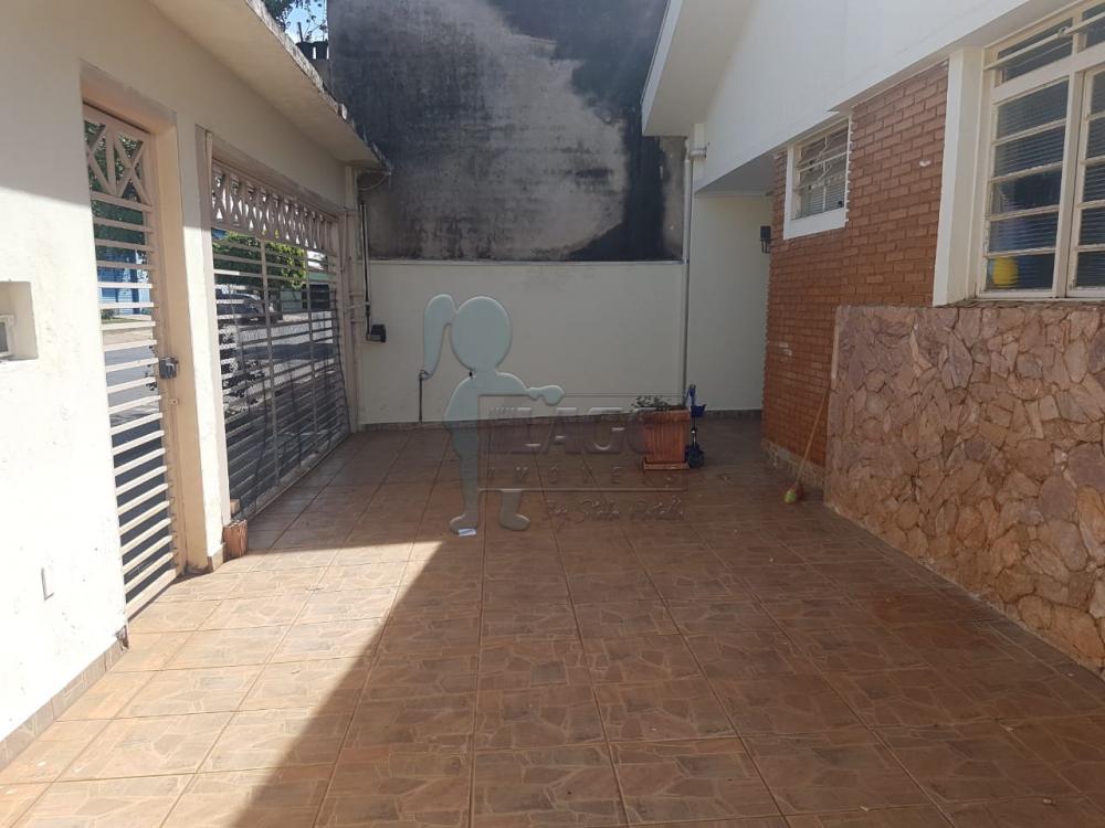 Alugar Casas / Padrão em Ribeirão Preto R$ 1.900,00 - Foto 1