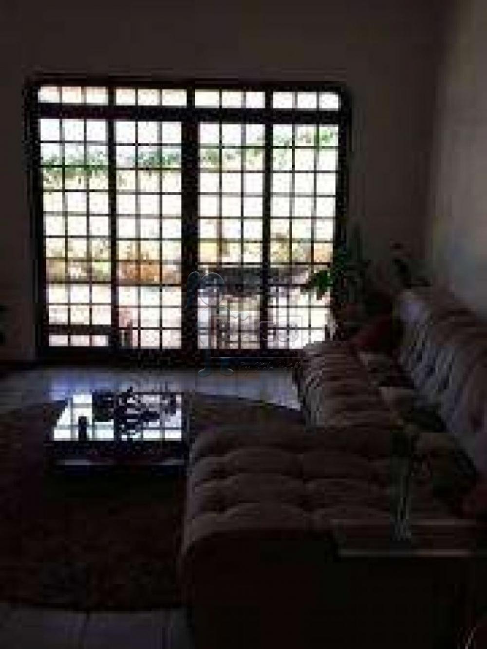 Alugar Casas / Padrão em Ribeirão Preto R$ 4.000,00 - Foto 2