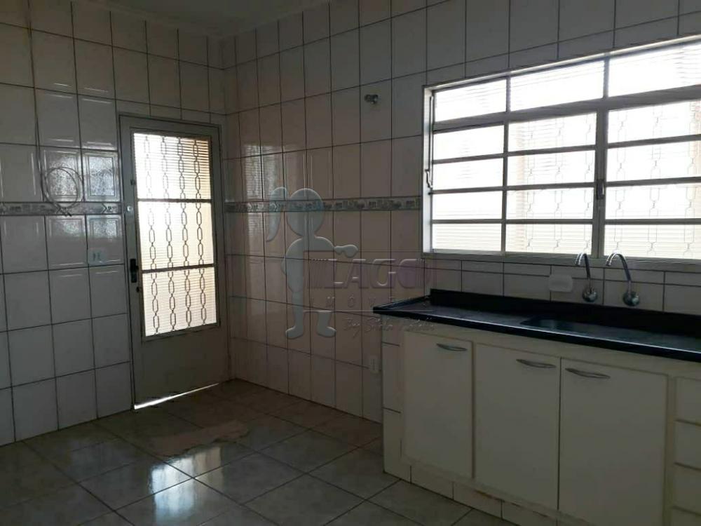 Alugar Casas / Padrão em Ribeirão Preto R$ 1.200,00 - Foto 8