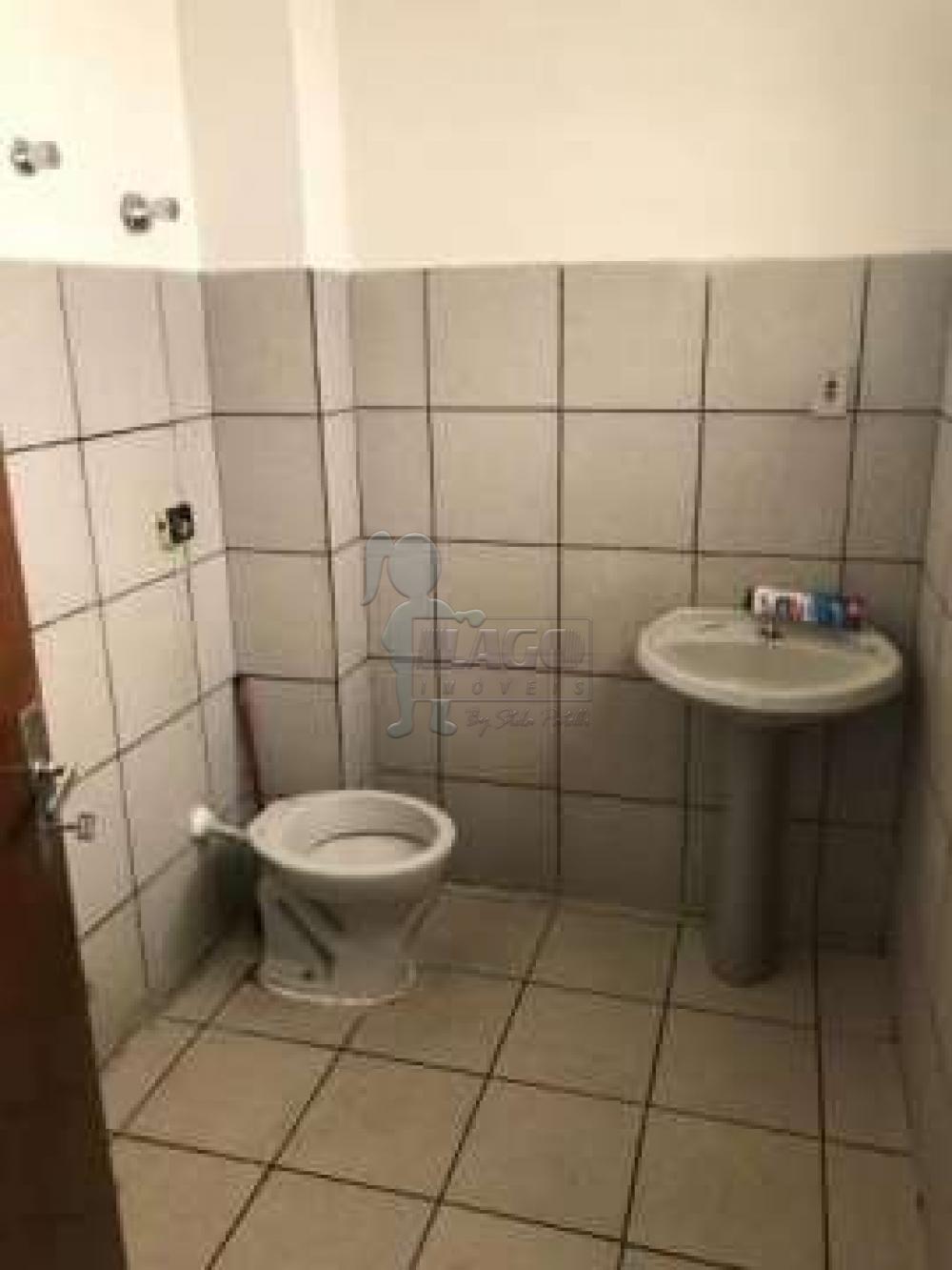 Alugar Apartamentos / Padrão em Ribeirão Preto R$ 700,00 - Foto 4