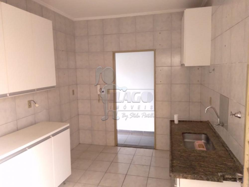 Comprar Casas / Padrão em Ribeirão Preto R$ 215.000,00 - Foto 4