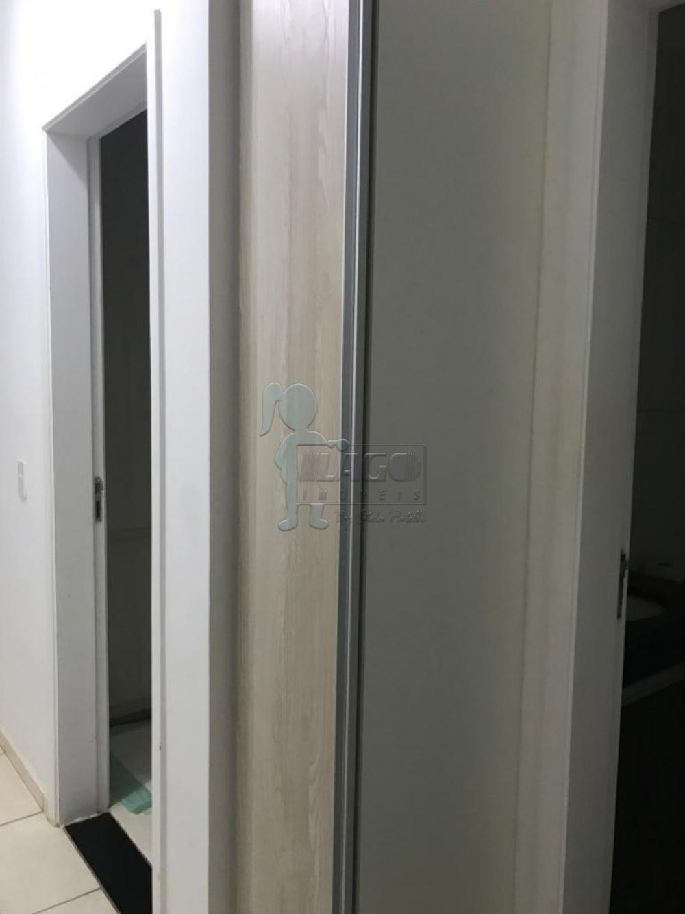 Comprar Apartamentos / Padrão em Ribeirão Preto R$ 175.000,00 - Foto 2