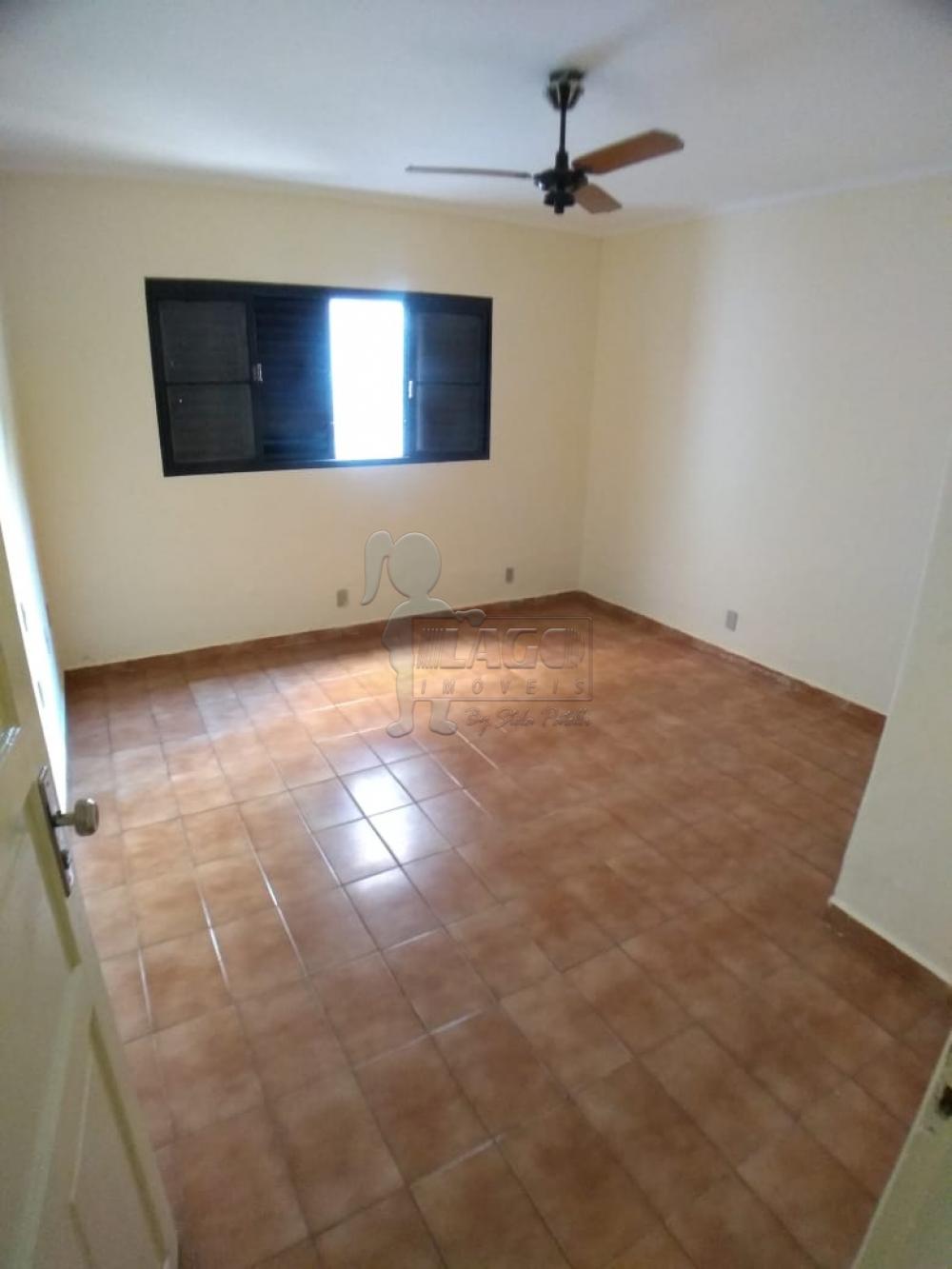 Alugar Casas / Padrão em Ribeirão Preto R$ 850,00 - Foto 5