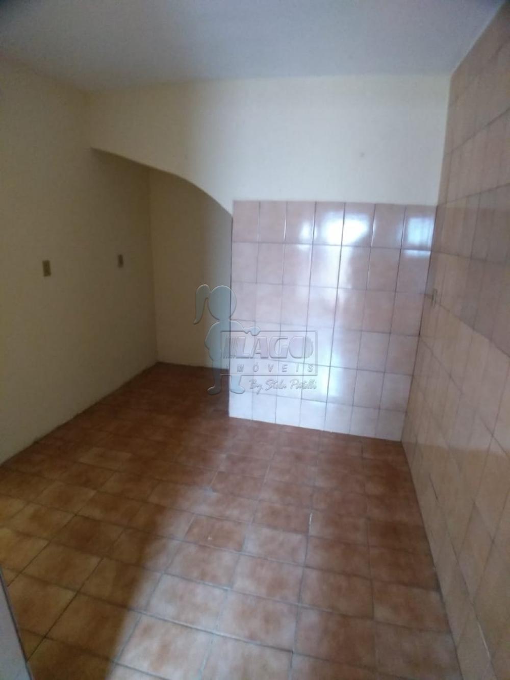 Alugar Casas / Padrão em Ribeirão Preto R$ 850,00 - Foto 7