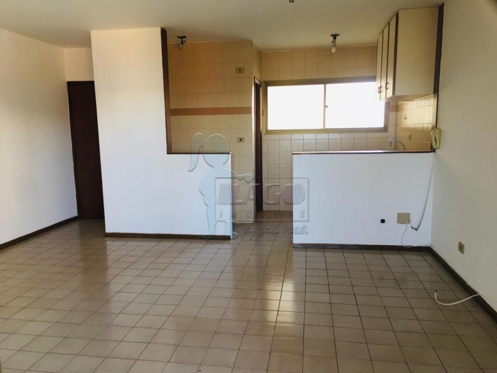 Alugar Apartamentos / Padrão em Ribeirão Preto R$ 1.500,00 - Foto 1