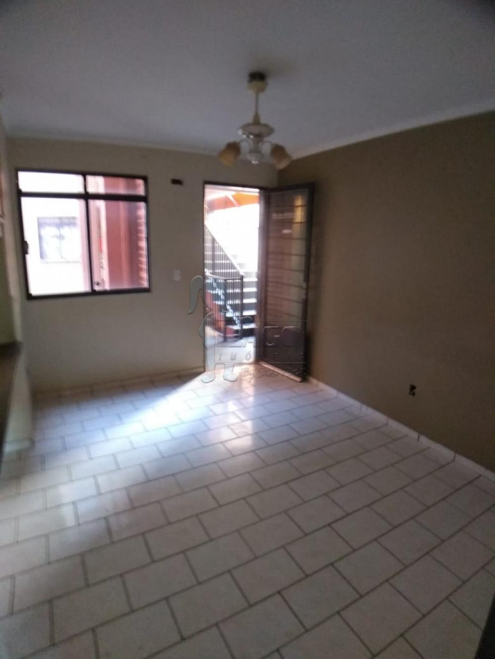 Alugar Apartamentos / Padrão em Ribeirão Preto R$ 650,00 - Foto 1