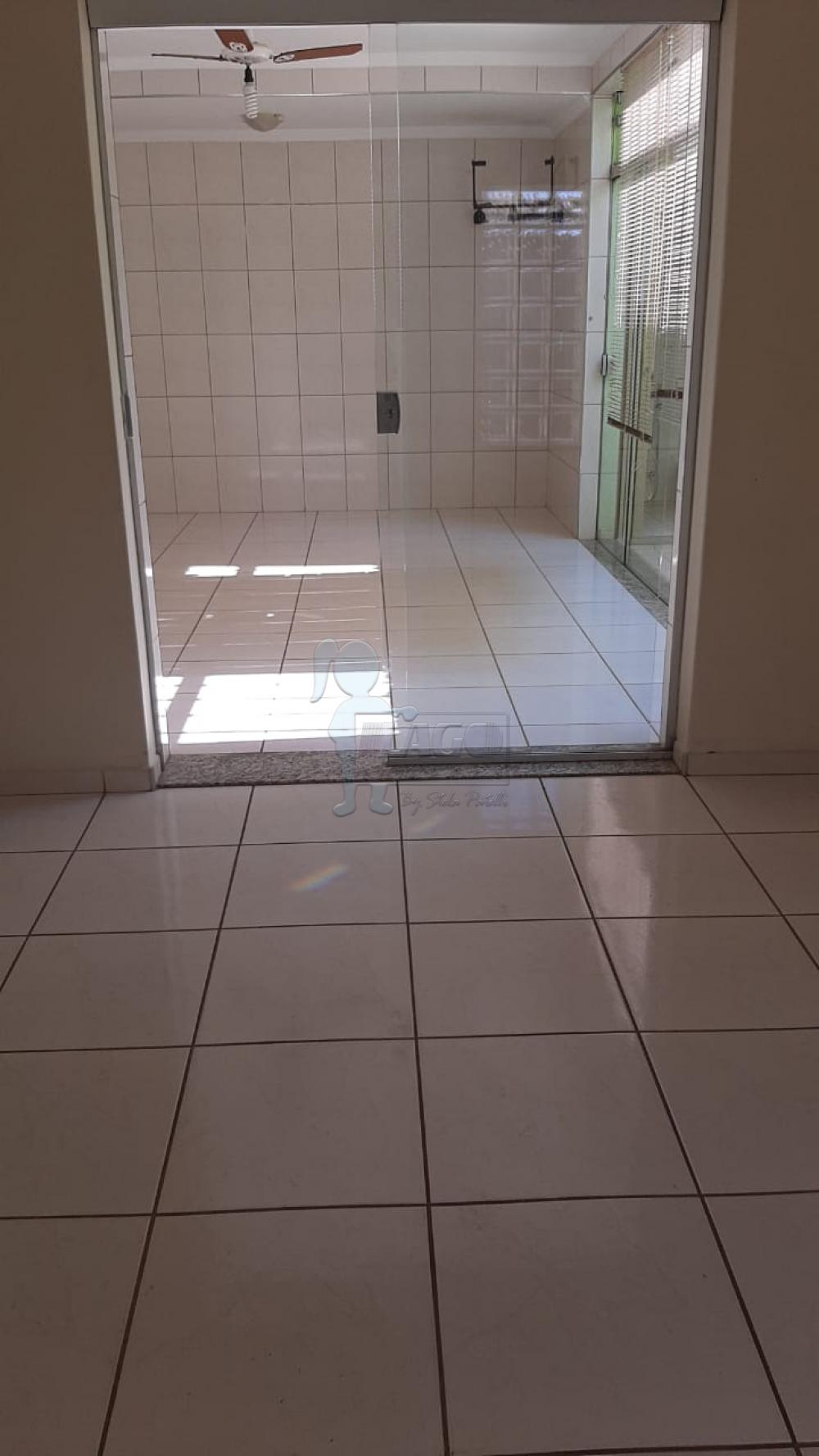 Comprar Casas / Padrão em Ribeirão Preto R$ 530.000,00 - Foto 1