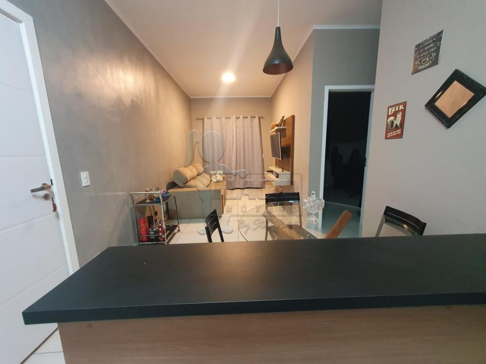 Comprar Apartamentos / Padrão em Ribeirão Preto R$ 255.000,00 - Foto 2