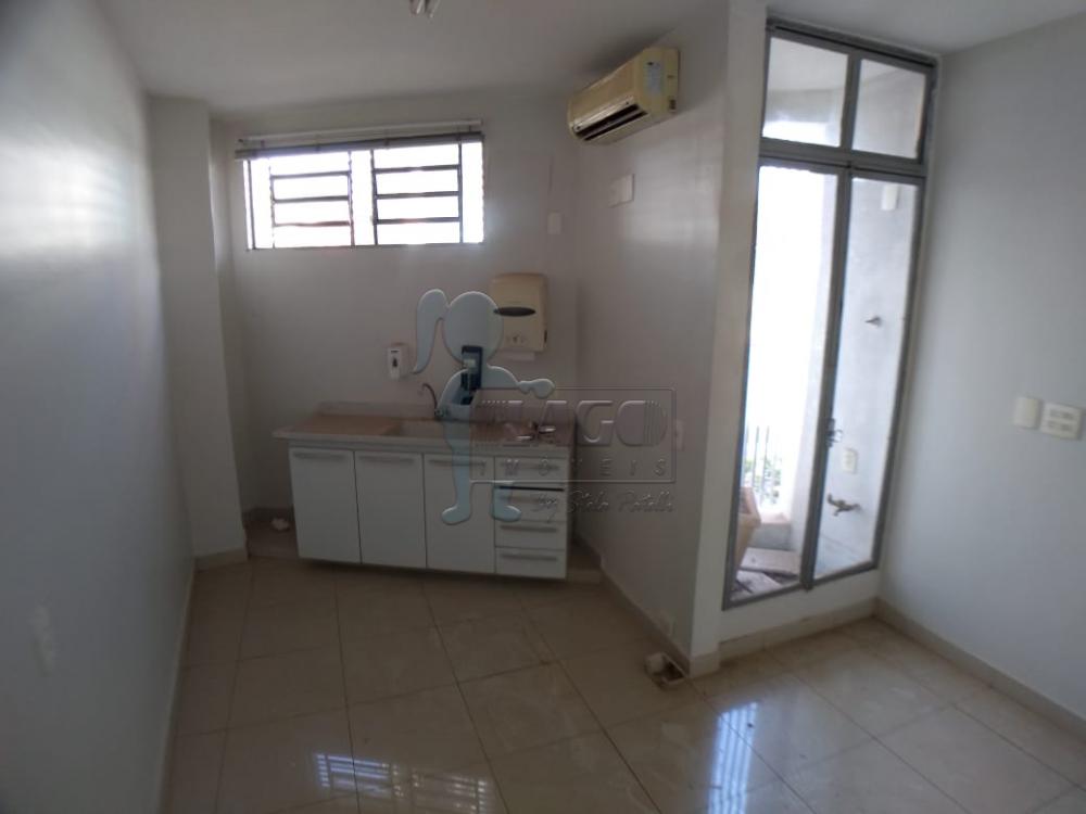 Alugar Comercial / Casa Comercial em Ribeirão Preto R$ 3.000,00 - Foto 11