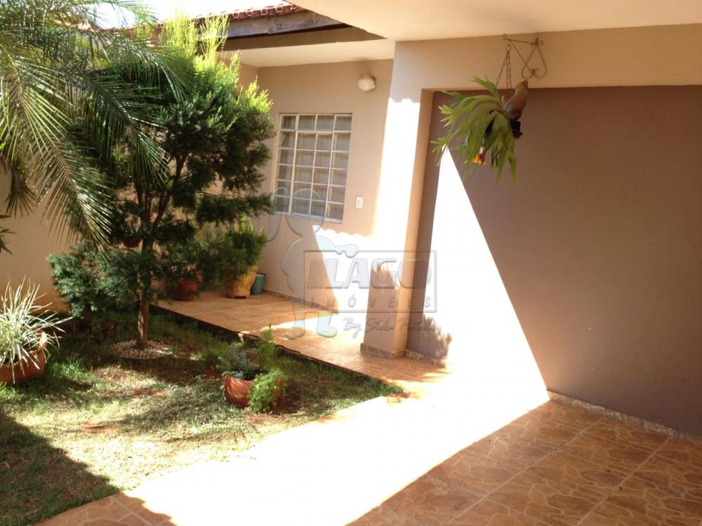 Comprar Casas / Padrão em Ribeirão Preto R$ 254.400,00 - Foto 1