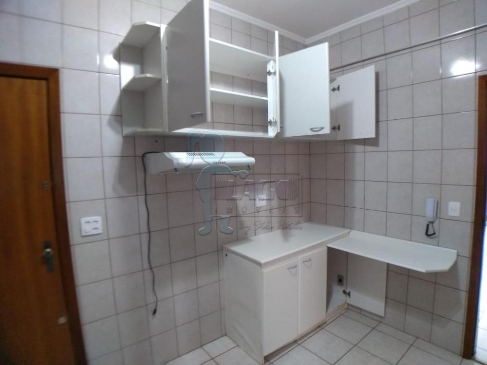 Alugar Apartamentos / Padrão em Ribeirão Preto R$ 1.100,00 - Foto 10