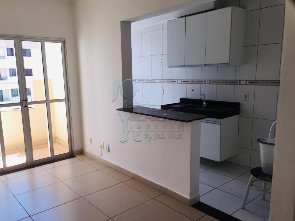 Alugar Apartamentos / Padrão em Ribeirão Preto R$ 1.100,00 - Foto 2