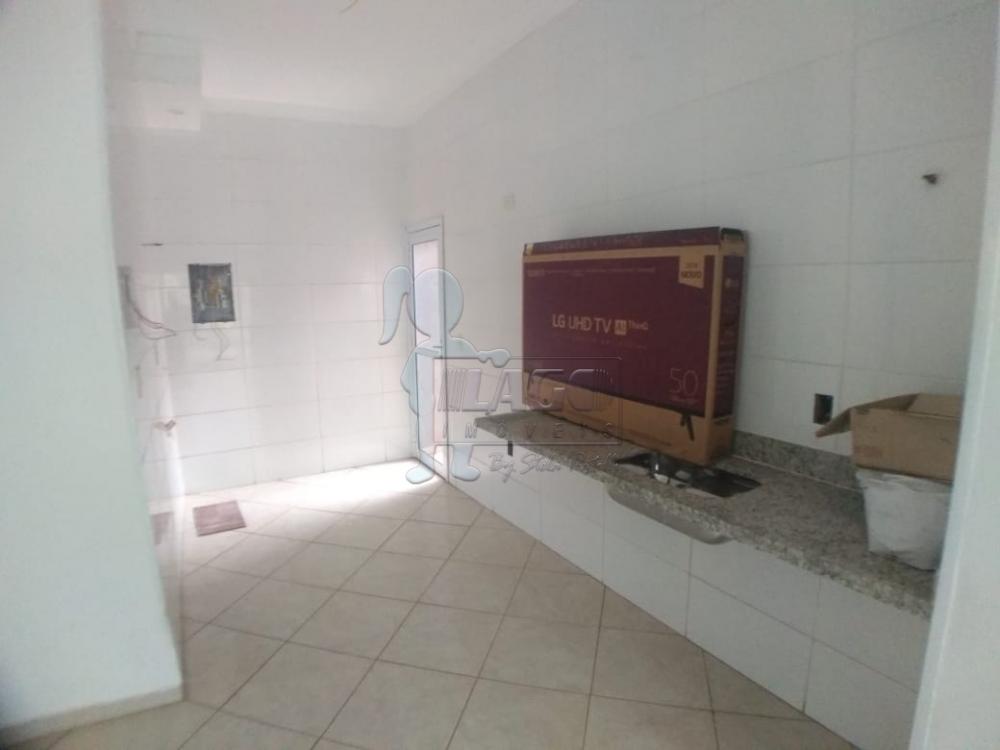 Alugar Apartamentos / Padrão em Ribeirão Preto R$ 1.300,00 - Foto 11