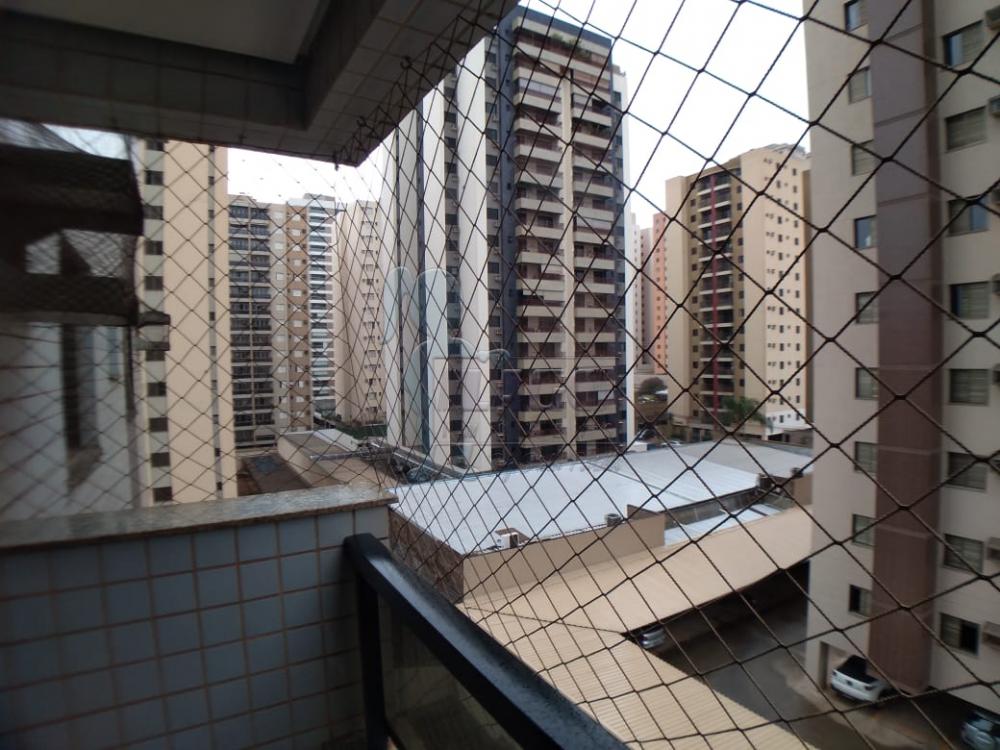 Alugar Apartamentos / Padrão em Ribeirão Preto R$ 2.200,00 - Foto 3