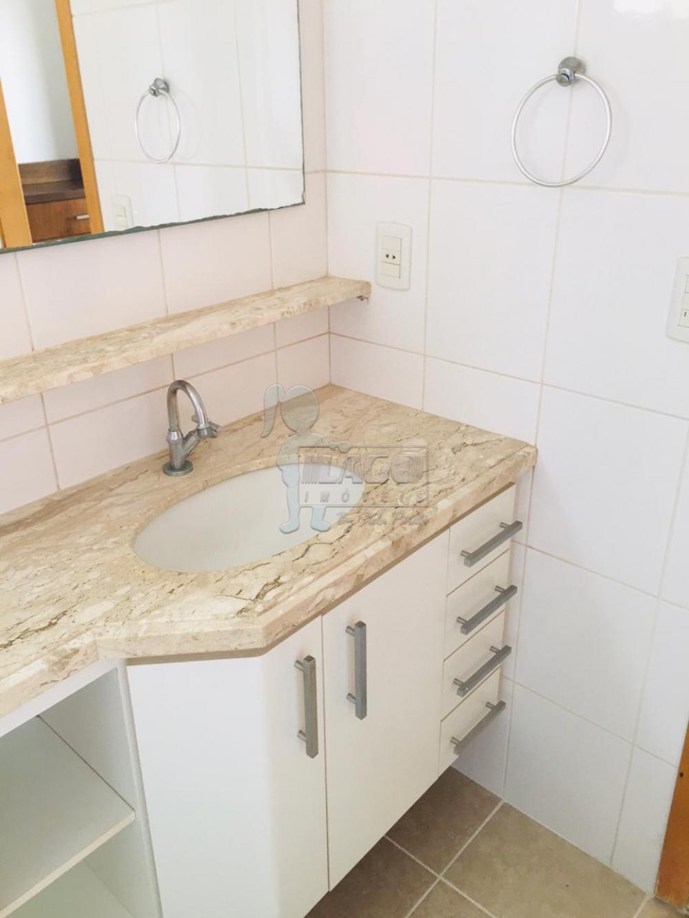 Alugar Apartamentos / Padrão em Ribeirão Preto R$ 1.800,00 - Foto 12