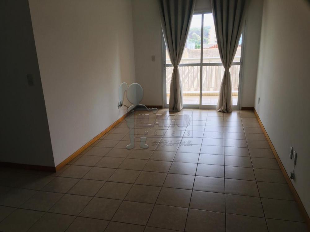 Alugar Apartamentos / Padrão em Ribeirão Preto R$ 1.800,00 - Foto 1