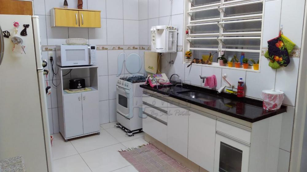 Alugar Apartamentos / Padrão em Ribeirão Preto R$ 1.000,00 - Foto 4