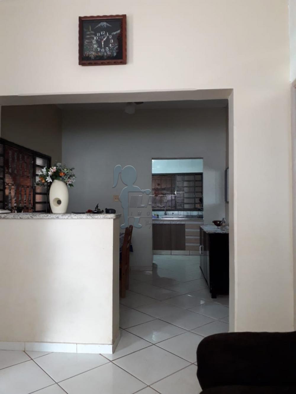 Comprar Casas / Padrão em Ribeirão Preto R$ 300.000,00 - Foto 2