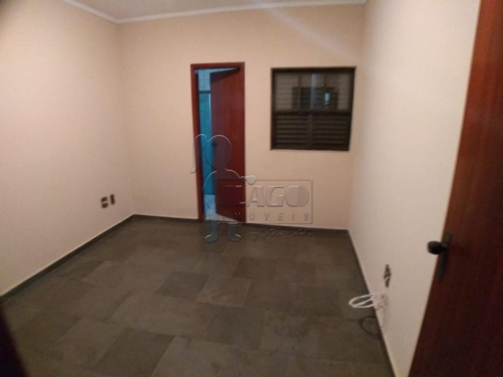 Alugar Apartamentos / Padrão em Ribeirão Preto R$ 1.200,00 - Foto 4