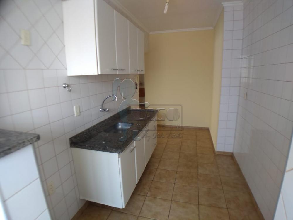 Alugar Apartamentos / Padrão em Ribeirão Preto R$ 850,00 - Foto 4