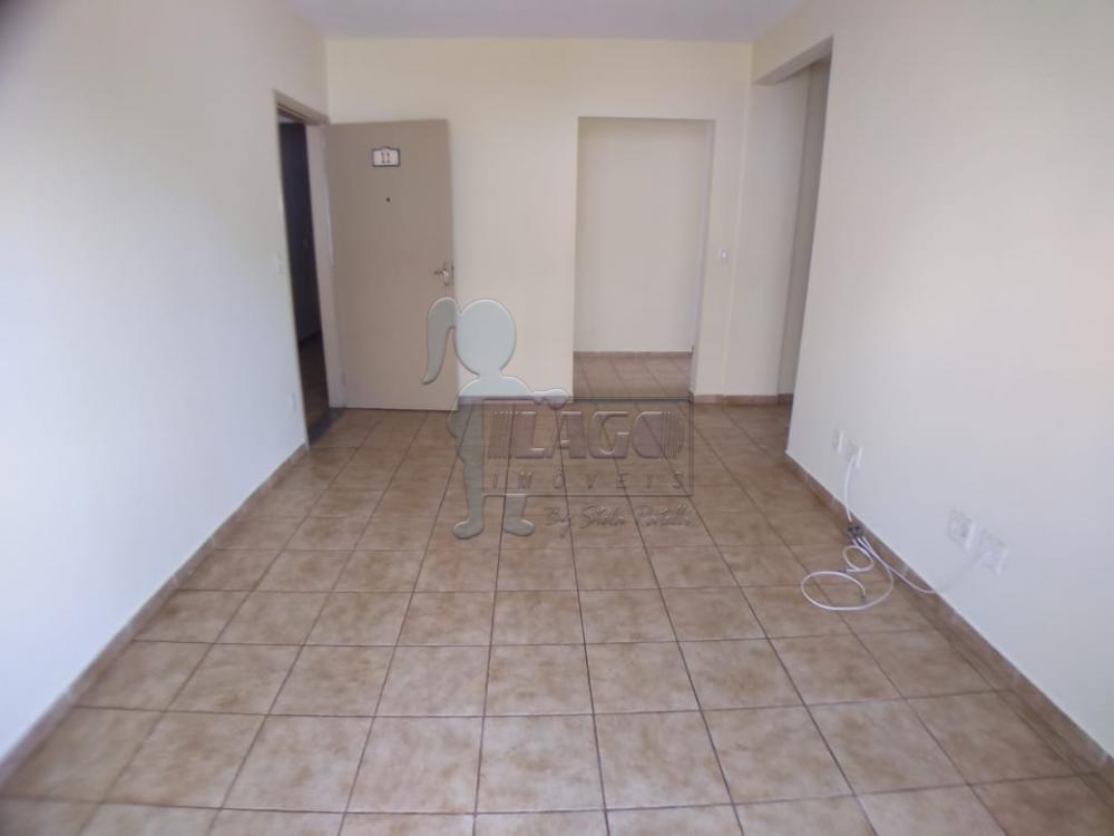 Alugar Apartamentos / Padrão em Ribeirão Preto R$ 850,00 - Foto 2