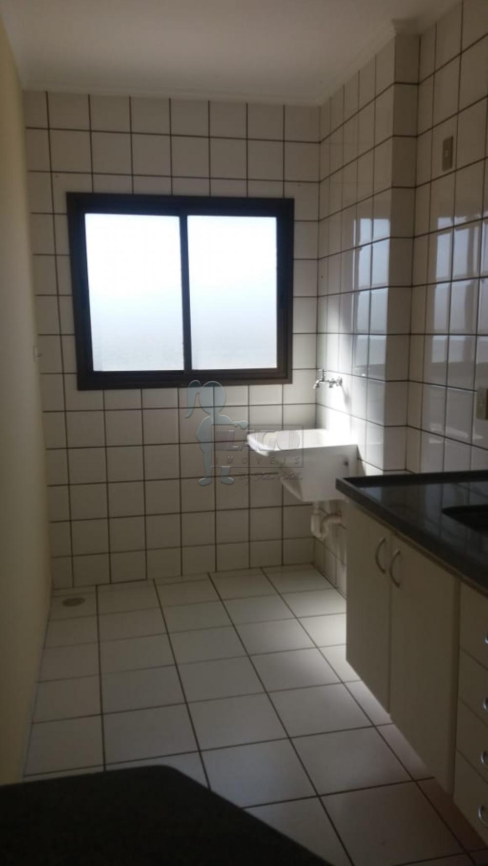 Alugar Apartamentos / Padrão em Ribeirão Preto R$ 700,00 - Foto 4