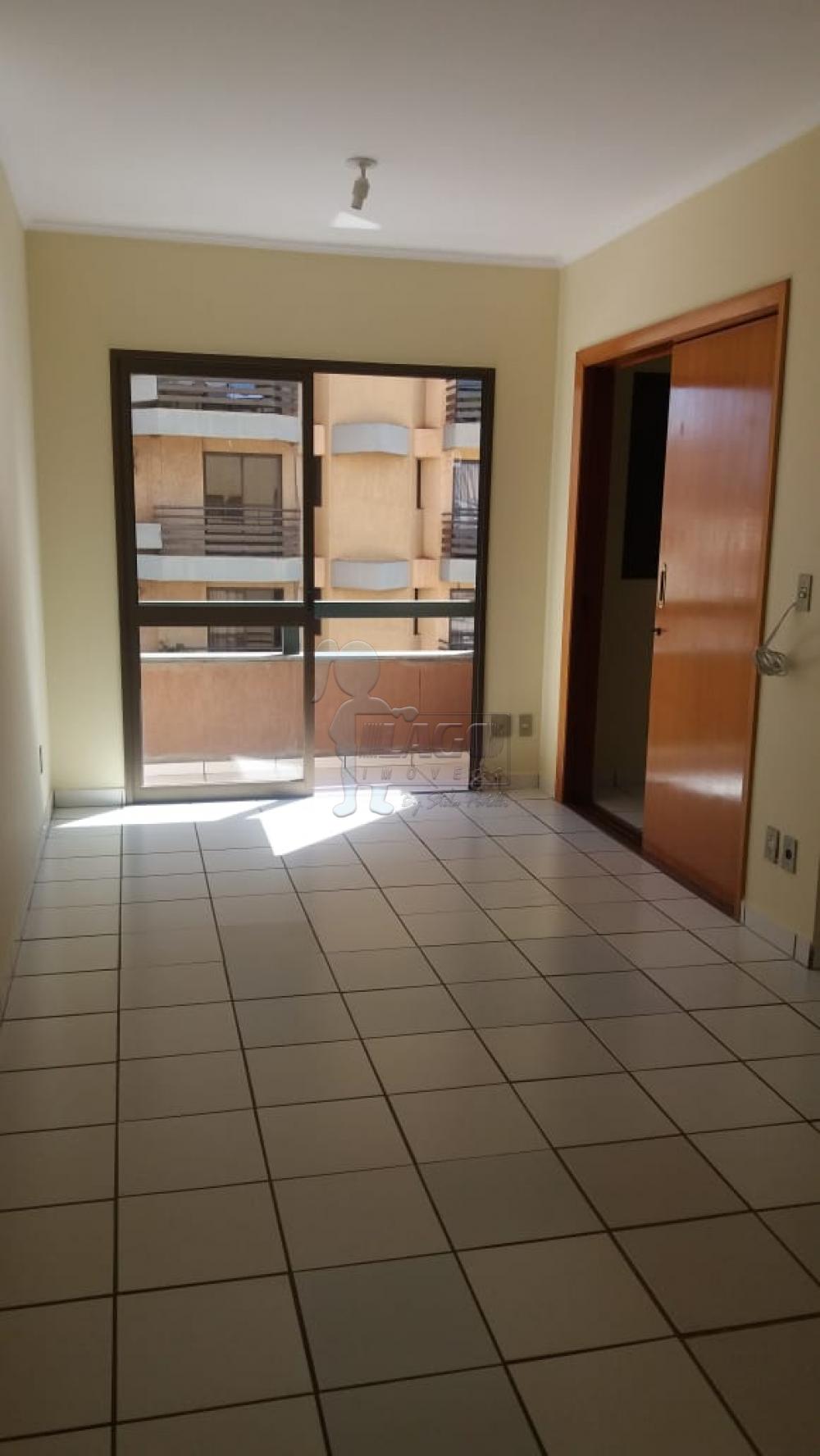 Alugar Apartamentos / Padrão em Ribeirão Preto R$ 700,00 - Foto 1