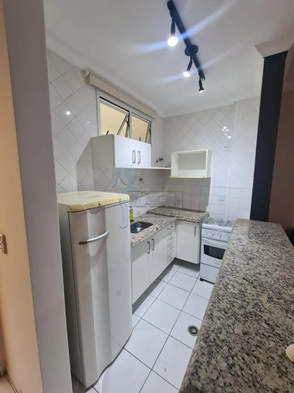 Alugar Apartamentos / Studio/Kitnet em Ribeirão Preto R$ 850,00 - Foto 5