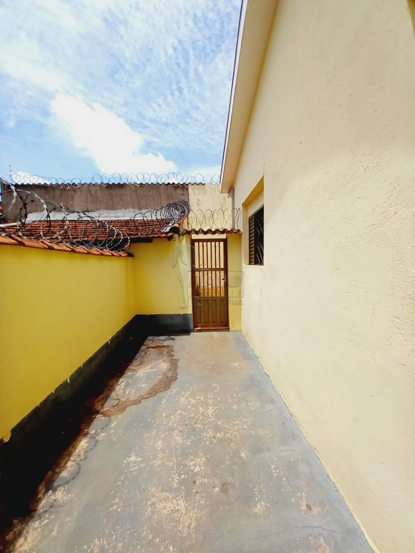 Alugar Casas / Padrão em Ribeirão Preto R$ 1.200,00 - Foto 11