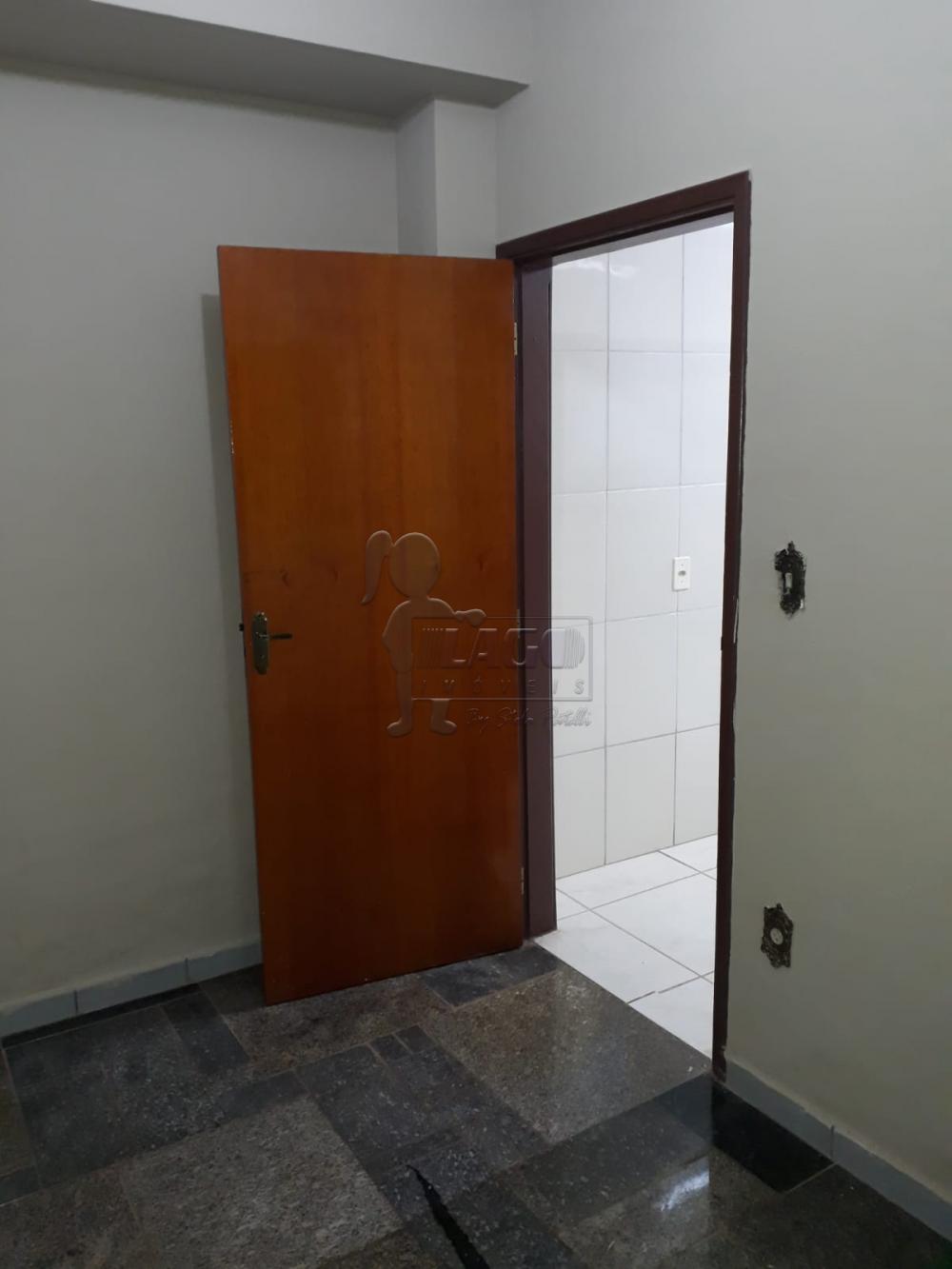 Alugar Casas / Padrão em Ribeirão Preto R$ 1.300,00 - Foto 15